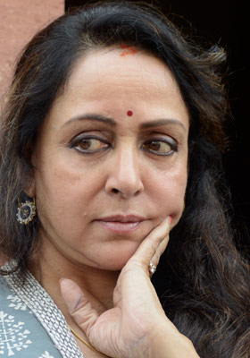 Hema malini in debate