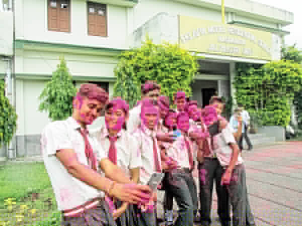 Students cherishes the success moment after their results