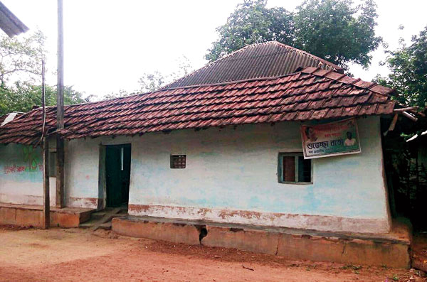 Elephants in village, success party of TMC stopped at Jhargram