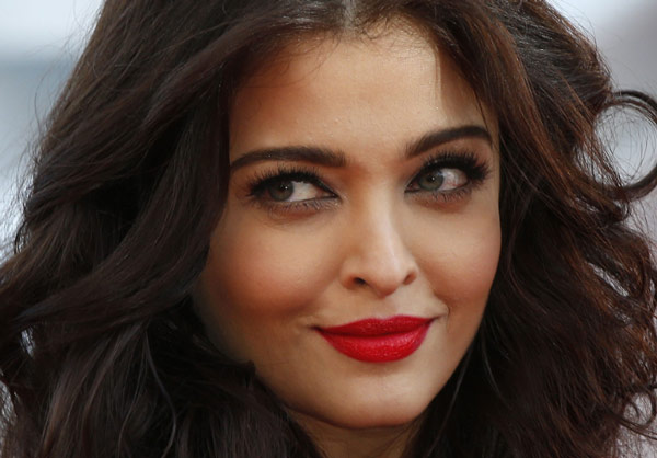 Is Aishwarya Rai Pregnant? This Is What Abhishek says dgtl