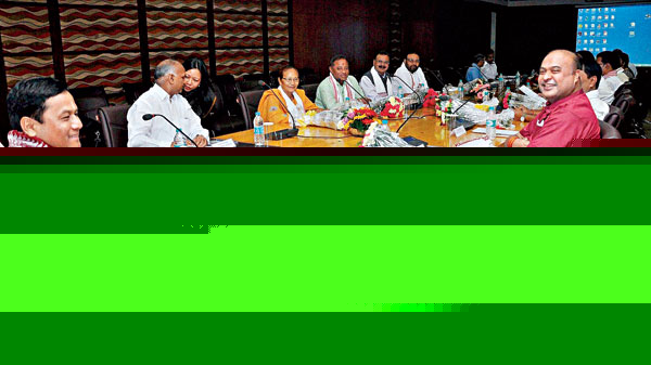 Minister must work, says Sarbananda sonowal