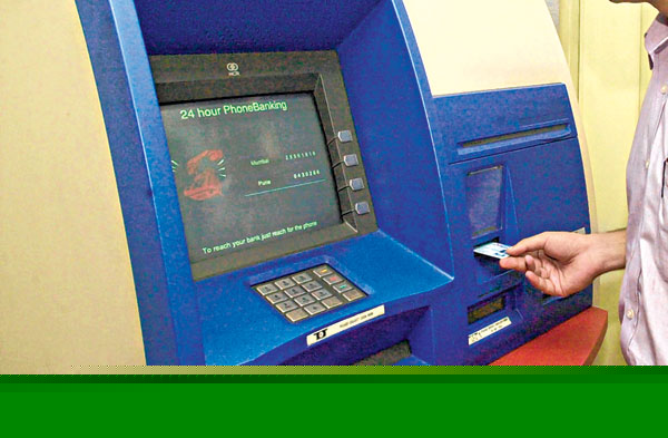 Police bust leader of ATM gang robbers at Dhanbad