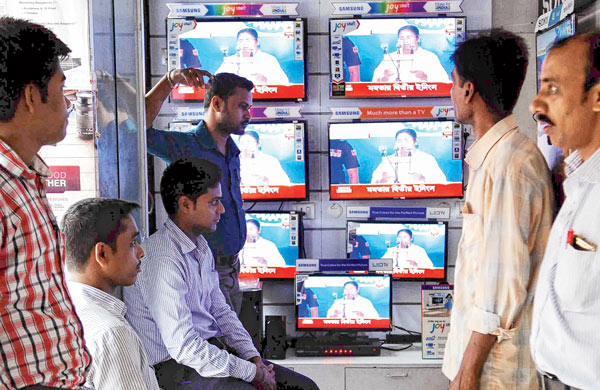 Amal Acharya do not get nay ministry, many TMC worker not atten in oath