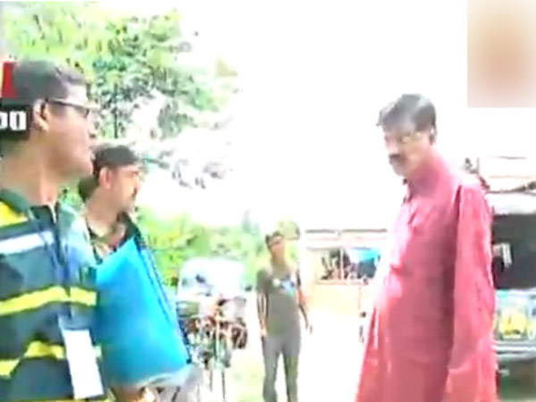 TMC candidate rabindranath ghosh threatens poling officers dgtl