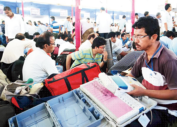Storm took its roof, but today it will be the election booth