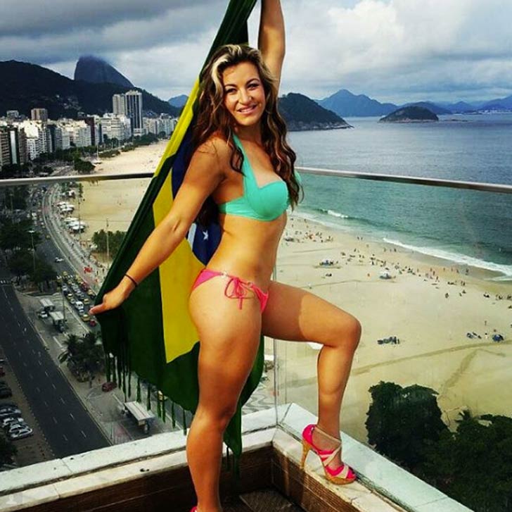 মেইশা টেট: ২৯ বছরের এই আমেরিকান তারকা স্কুল জীবন থেকে রেসলার হিসাবে বিভিন্ন প্রতিযোগিতায় অংশ নেন। ২০০৫ সালে স্টেট চ্যাম্পিয়নশিপ জিতেছিলেন টেট। ২০০৭ থেকে এমএমএ কেরিয়ার শুরু।