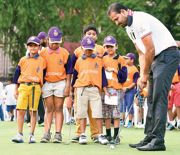 Pathan and Narin played Golf on their holiday