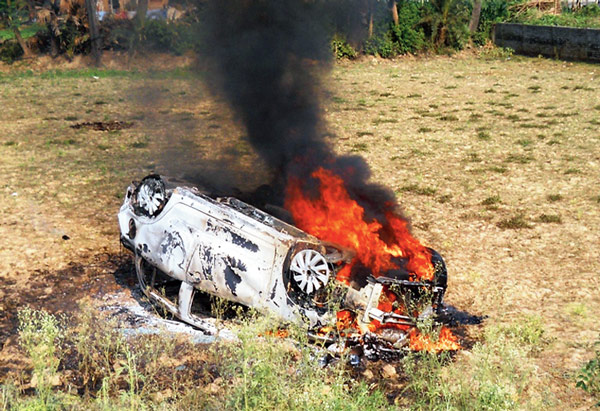 Schoolboys killed in an accident, road blocked by locals 