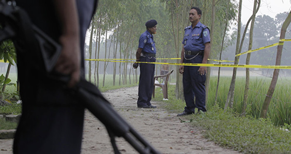 police personnel injured in gunshot, militant crackdown continues in Bangladesh dgtl BNG
