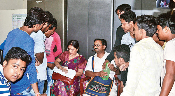 Why Police in Raj College, TMCP Gherao principal 