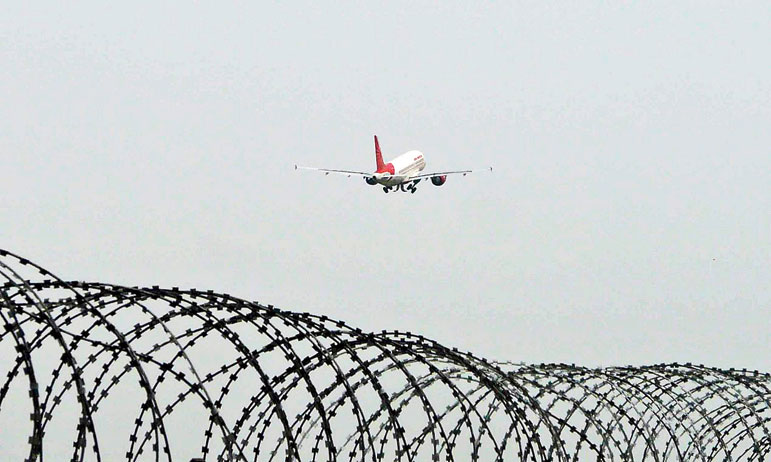 Mamata angry over Andal's Airport Termination