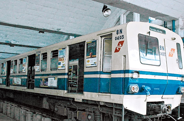 suicide at metro station