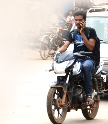 People vandalises petrol pump for not giving them petrol