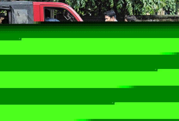 No rules abide at National road