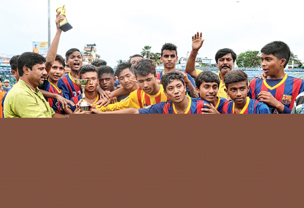 Muddy field: Champions won the match 