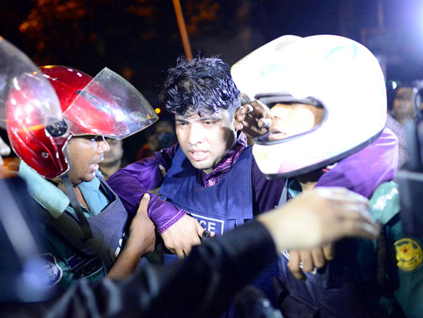 Bangladesh blames homegrown Islamists, ISI for Dhaka terror attack-dgtl