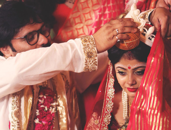 Picture gallery of Babul and Rachna Supriyo&#39;s Wedding dgtl - Anandabazar