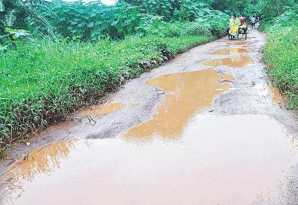 Road construction stopped after money not granted