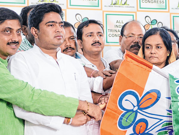 Nur Jahan Begum remains chief of TMC controlled Jalpaiguri Zilla Parishad