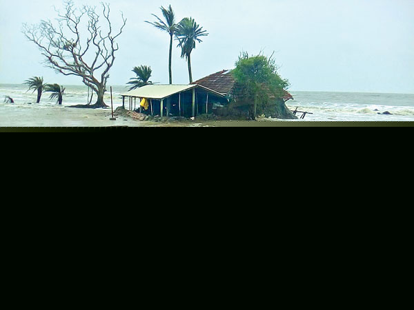 Flood in Mousuni Island, dwellers in big fuss