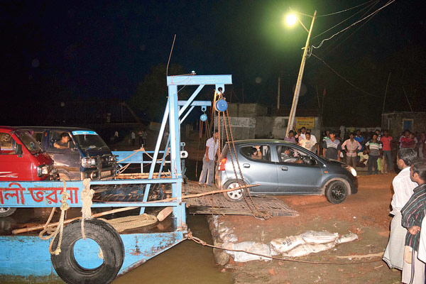 Illegal water transport stopped at Guptipara