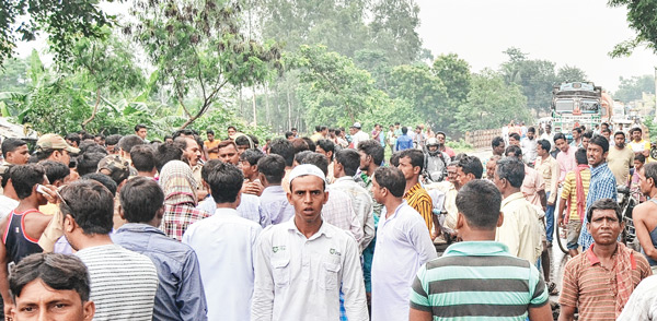 Road blocked due to random accidents