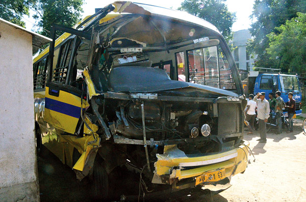Head-on clash between School bus-lorry , kills student