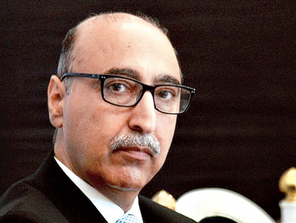 India summoned the Pakistani envoy to handover the evidence of terrorist involved in URI attack