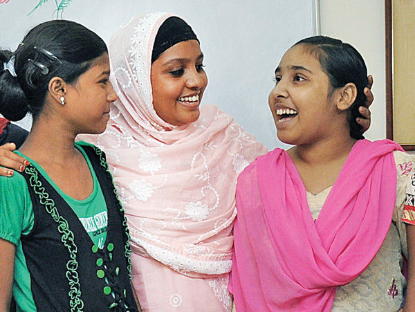 A gang of 14 year old girls saving village from Girl trafficking