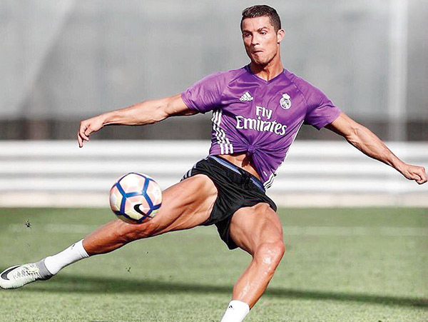 Ronaldo certifies Zidane as the main person of real Madrid