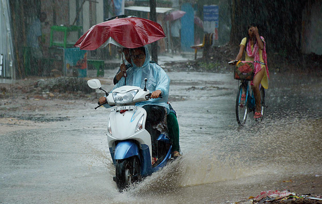 Poor drainage system: demand for renovation