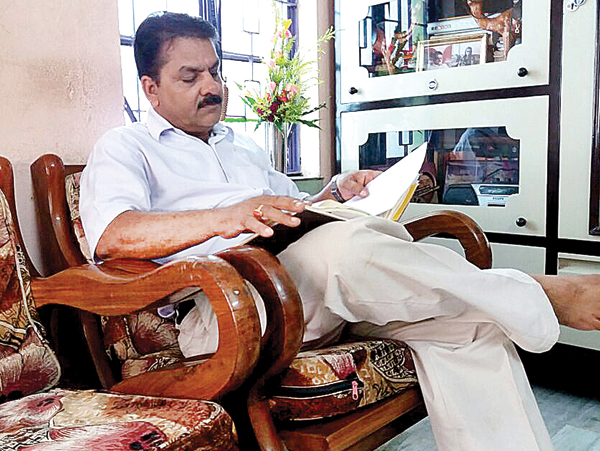 Relatives declared him 'dead', ranaghat school teacher wants to prove before court that he is alive