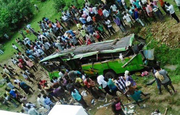 Bus fell off from bridge in Odisha, 15 dead dgtl