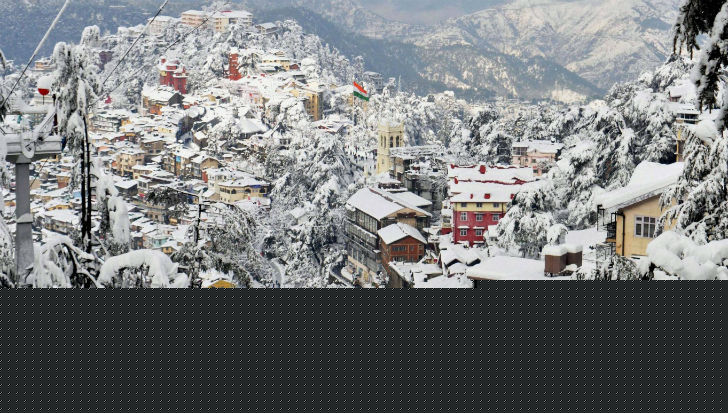 আবহাওয়া দফতর জানাচ্ছে, চলতি বছর শিমলায় তাপমাত্রা সর্বনিম্ন হয়েছিল -০.৬ ডিগ্রি পর্যন্ত। কিন্তু চলতি সপ্তাহে <br> সমস্ত রেকর্ড ছাপিয়ে গিয়েছে। এই মুহূর্তে শিমলার তাপমাত্রা ঘোরাফেরা করছে -৩.২ ডিগ্রির আশেপাশে।