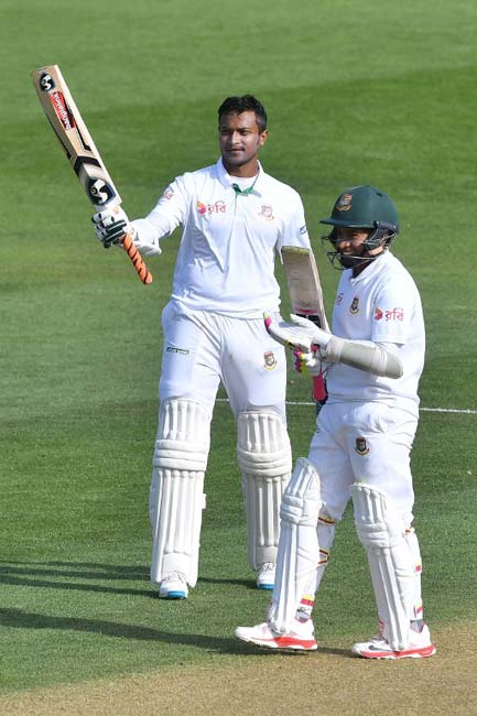 সাকিব-মুশফিকুরের ৩৫৯ রানের পার্টনারশিপ পঞ্চম উইকেটে বিশ্বের চতুর্থ সর্বোচ্চ।