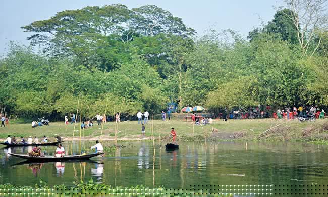 Low rush in picnic spots due to demonetisation