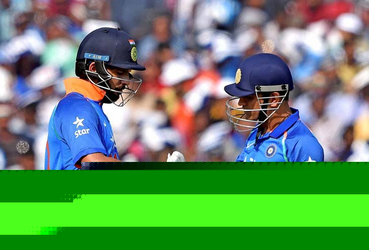 যুবি-ধোনি যুগলবন্দিতে ঘরের মাঠে ইংল্যান্ডের বিরুদ্ধে টানা পাঁচ বার ওয়ানডে সিরিজ জিতল ভারত। ভারতে শেষ বার ইংল্যান্ড সিরিজ জিতেছিল ১৯৮৪-৮৫ সালে।