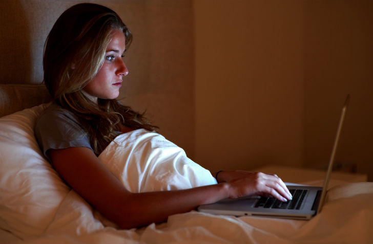 ২০০৯-এর এক গবেষণা রিপোর্টে প্রকাশিত, যাঁরা বেশি রাত পর্যন্ত জেগে থাকেন তাঁরা অত্যন্ত চালাকচতুর হন।