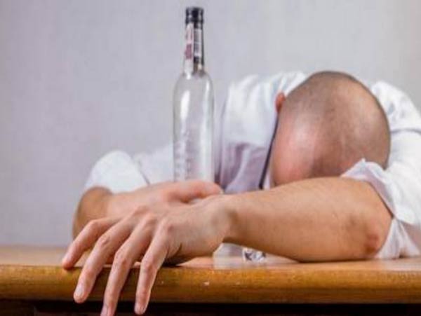 A drunken man called 911 to check whether he was intoxicated or not dgtl