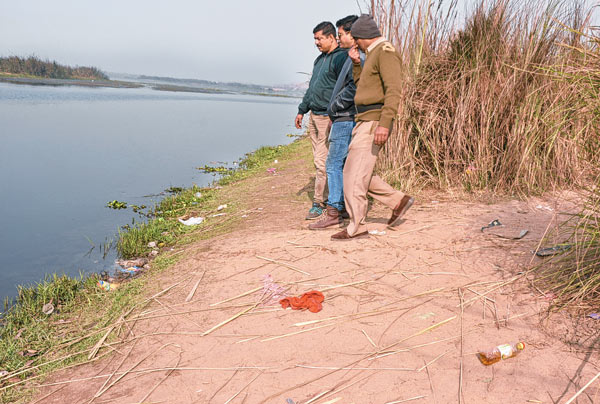 Teacher drowned to death in a picnic