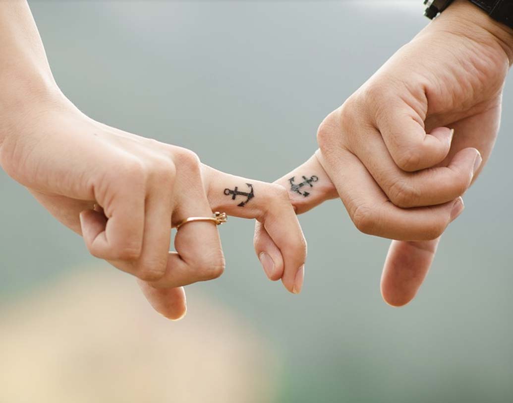 ইতালিয় মডেল ইসাবেলা জিয়ারদিনির কথায়, ‘‘পুরুষেরা যখন কোনও সুন্দরী মহিলা দেখেন, তখন তাকে পেতে চান, জানতে নয়। সম্পর্কের গভীরতা একে অপরকে জানা এবং বোঝার উপর নির্ভর করে।’’