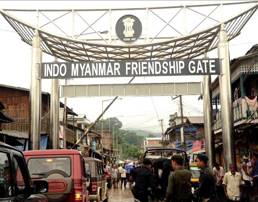 মায়ানমার: দিল্লি-ব্যাংকক হাইওয়ে দিয়ে মায়ানমারে যাওয়া যেতে পারে। তবে মায়ানমারে প্রবেশের জন্য সঠিক অনুমতিপত্রের প্রয়োজন। মায়ানমারে ঢোকার পরই সে দেশের সরকার অনুমোদিত ট্যুর গাইড নেওয়া বাধ্যতামূলক।
