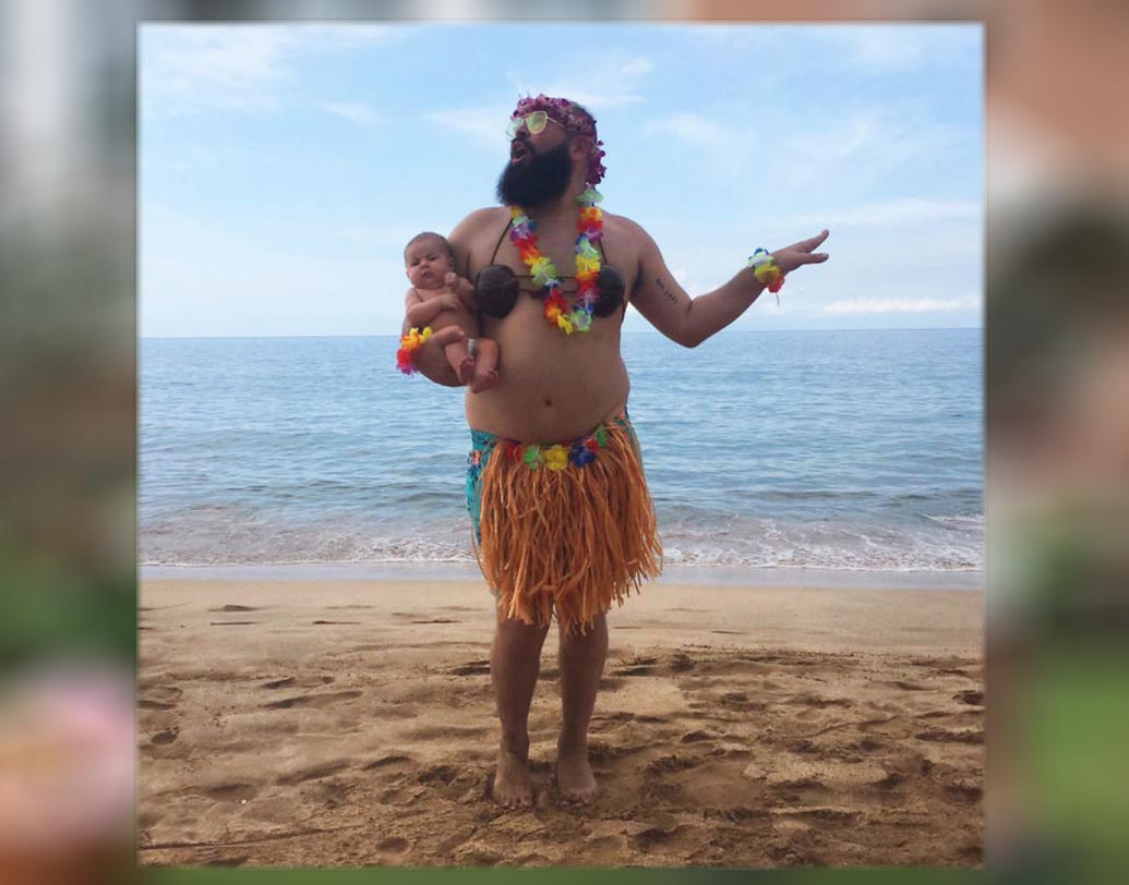 বাবা-মেয়ের নানা মুডের এই ছবিগুলি তুলেছেন কে জানেন? জোয়ির মা কার্লি-ই হলেন সেই সফল ফটোগ্রাফার।