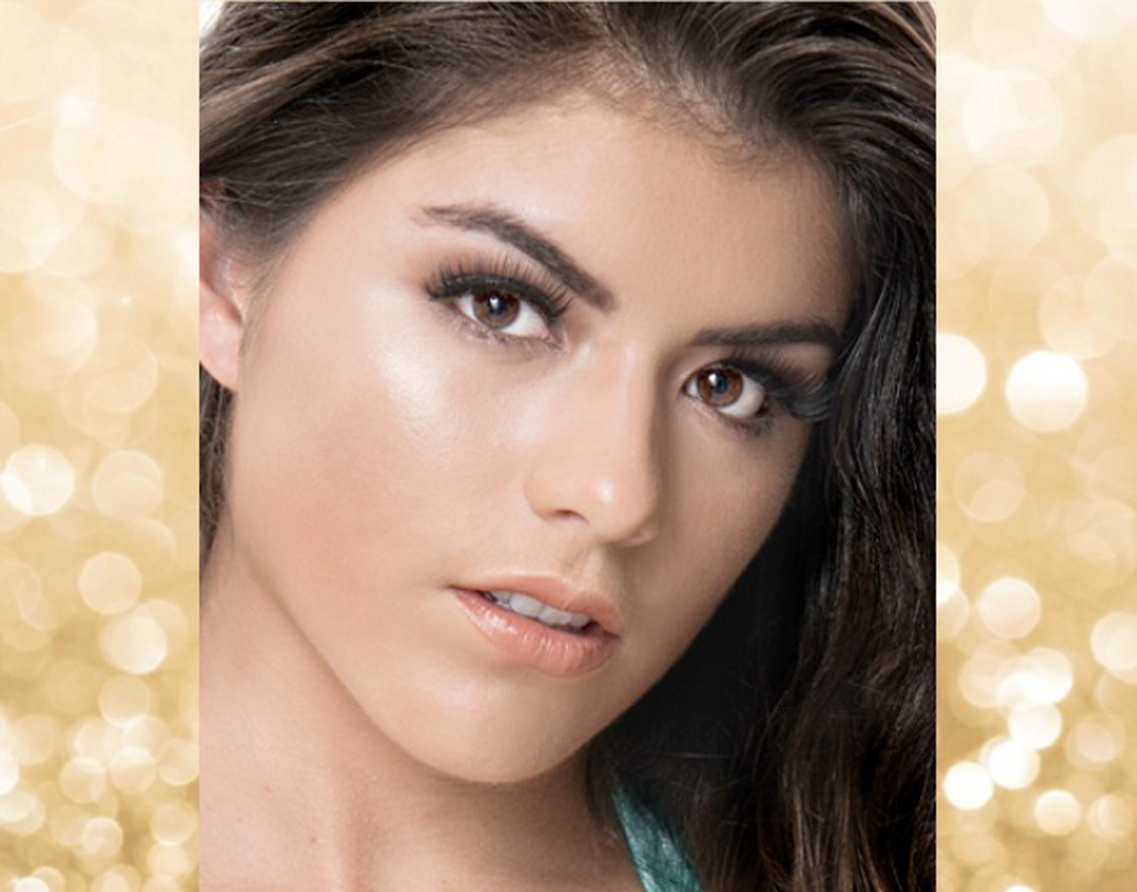 মিস কোস্টারিকা ফার্নান্ডা রডরিগেজ।