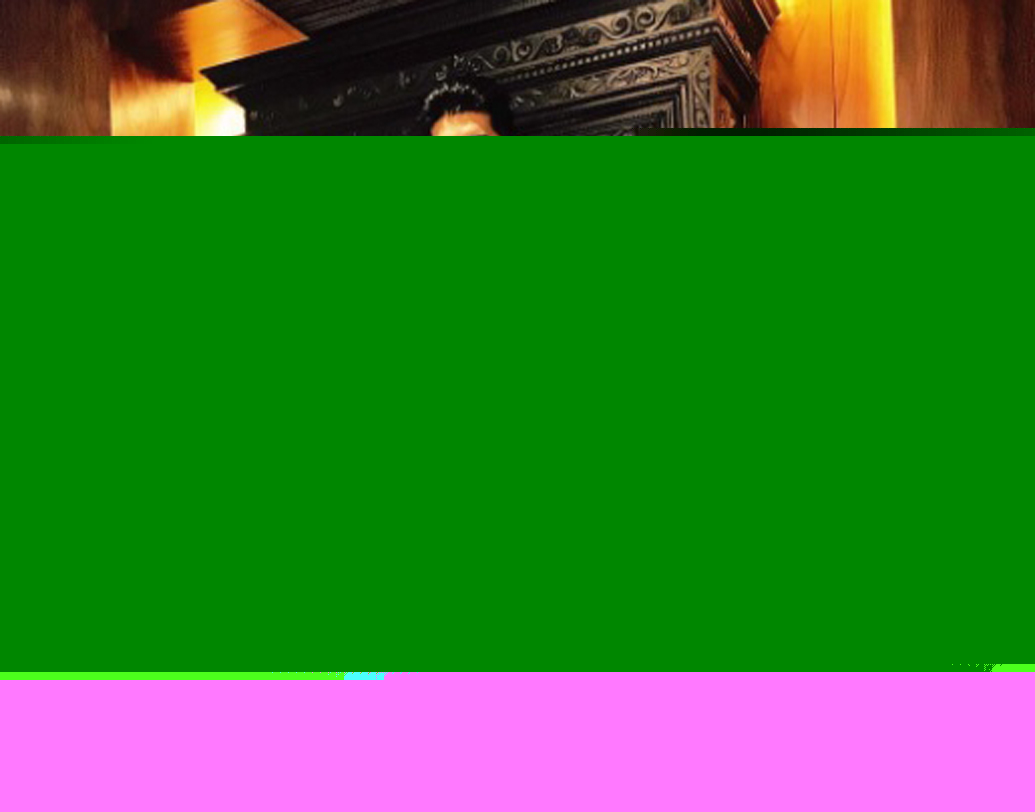 মণীশ মলহোত্র গিয়েছিলেন দিওয়ালি সেলিব্রেশনে। ছিলেন সোফি চৌধুরিও।