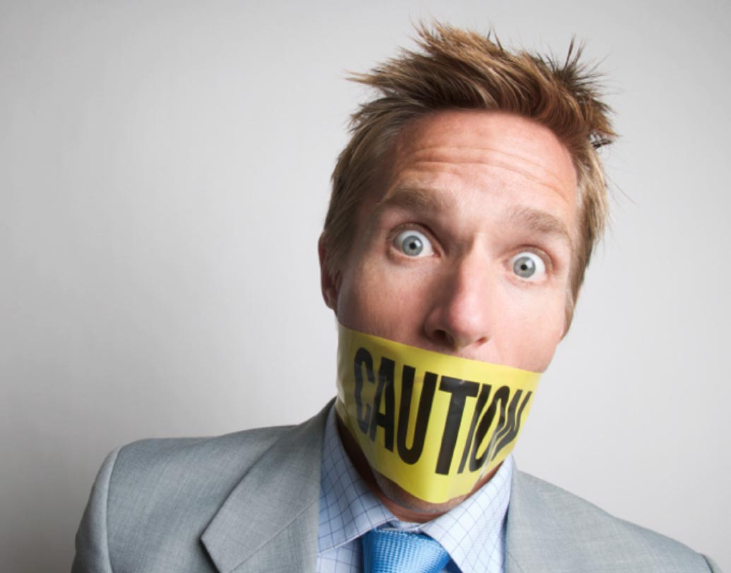 আপনি অন্যের উপকার করতে পছন্দ করেন এবং বিপদে থাকা যে কোনও মানুষের প্রতি সাহায্যের হাত বাড়িয়ে দেন, তা কাউকে আগ বাড়িয়ে বলার প্রয়োজন নেই। সুযোগসন্ধানীরা এর সুযোগ নিতে পারে।