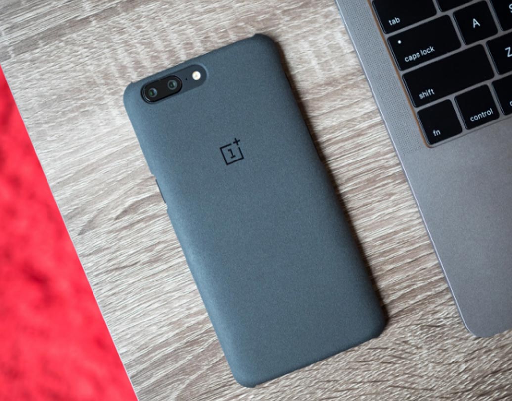 ওয়ানপ্লাস ৫-এও কোয়ালকম স্ন্যাপড্রাগন ৮৩৫ প্রসেসর থাকছে।