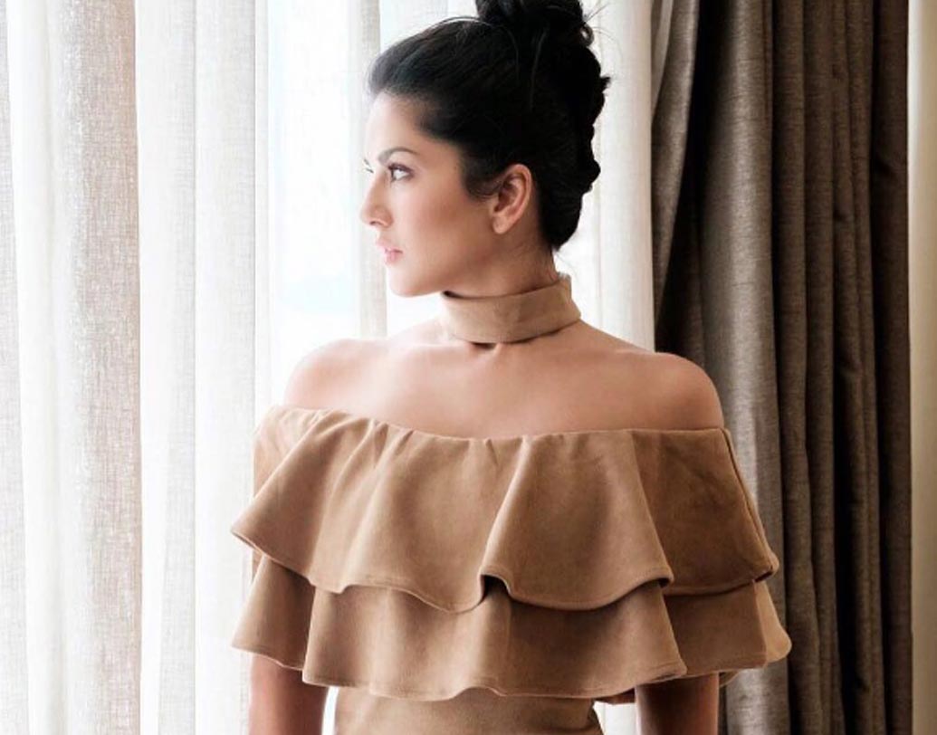 আয়ের ৩০ শতাংশ ভারতে রিয়েল এস্টেটের ব্যবসায় বিনিয়োগ করেছেন অভিনেত্রী।