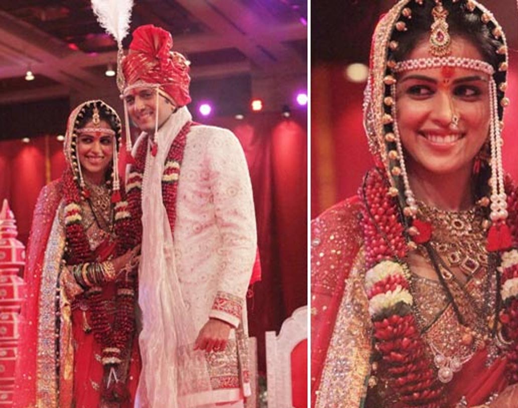 ২০১২-এ অভিনেত্রী জেনেলিয়া ডি’সুজা তাঁর বহুদিনের পুরনো বয়ফ্রেন্ড রীতেশ দেশমুখকে বিয়ে করেছিলেন। এই বিয়েতে প্রথমে মহারাষ্ট্রের লোকাল স্টাইলে এবং পরে খ্রিস্টান মতে বিয়ে হয়েছিল। জেনেলিয়া বিয়ের দিন ডিজাইনার নীতা লুল্লার একটি ব্রাইডাল ড্রেস পরেছিলেন, যার আনুমানিক মূল্য ছিল ১৭ লক্ষ টাকা।