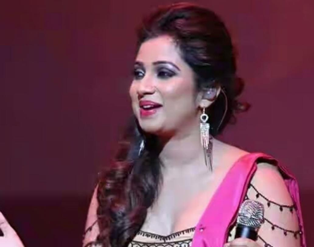 তাঁর গলায় যেন মধু মাখানো। বাঙালি শিল্পী বলিউডে দাপিয়ে কাজ করছেন। একটি গানের বিনিময়ে শ্রেয়া ঘোষালের পারিশ্রমিক ১৮-২০ লক্ষ টাকা।